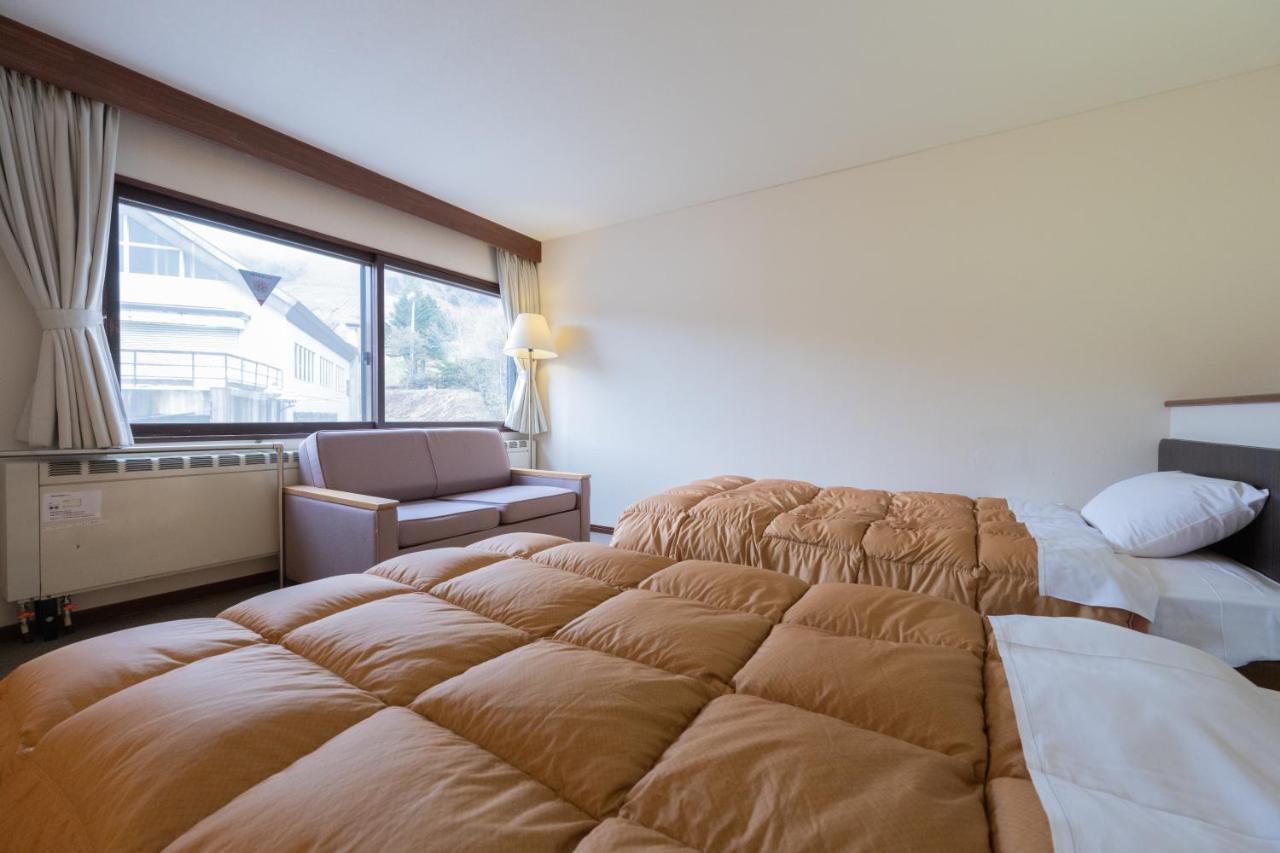 Shiga Kogen Olympic Hotel Яманути Экстерьер фото