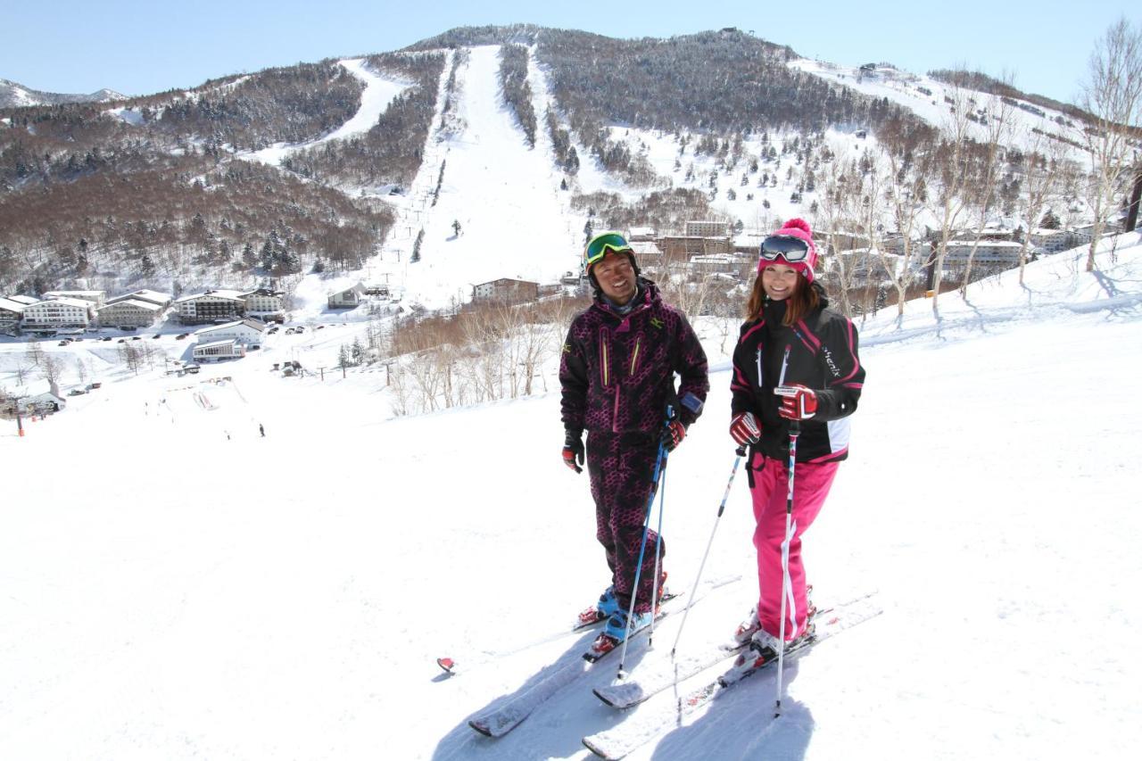 Shiga Kogen Olympic Hotel Яманути Экстерьер фото
