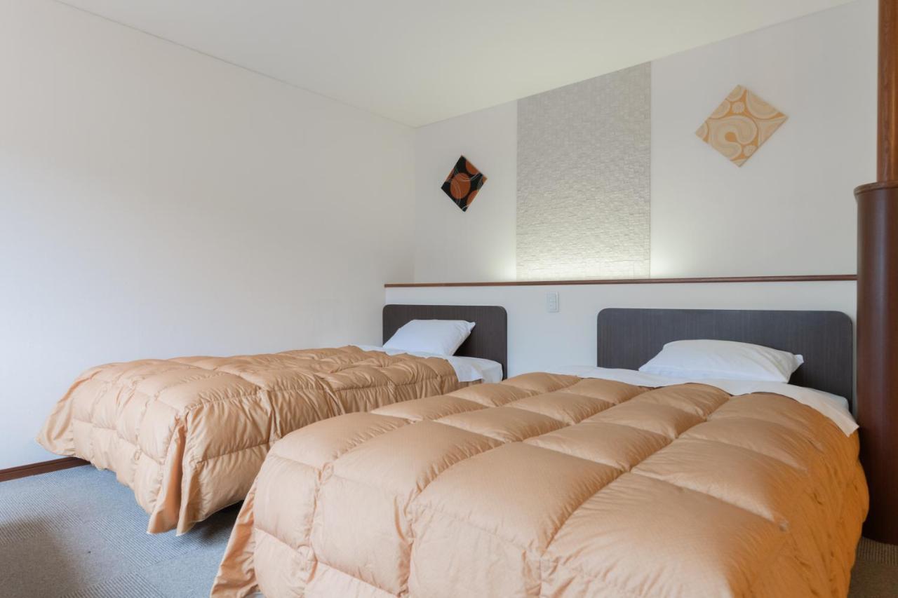 Shiga Kogen Olympic Hotel Яманути Экстерьер фото
